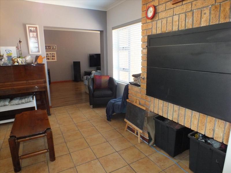 4 Bedroom Property for Sale in Brackenfell South Western Cape